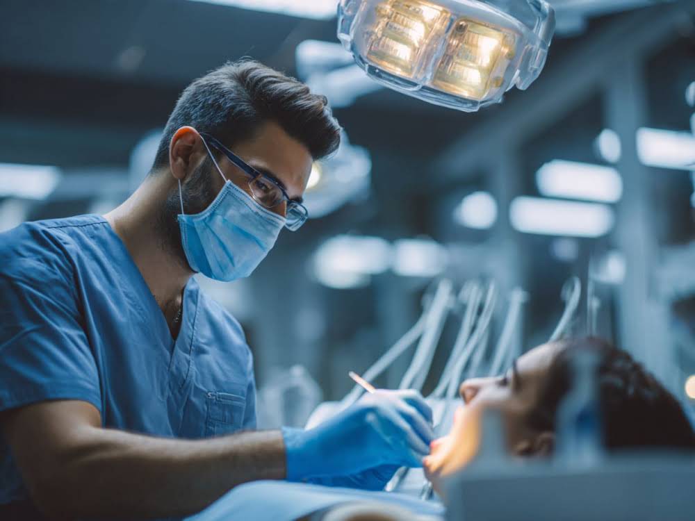 Коронка металлокерамическая