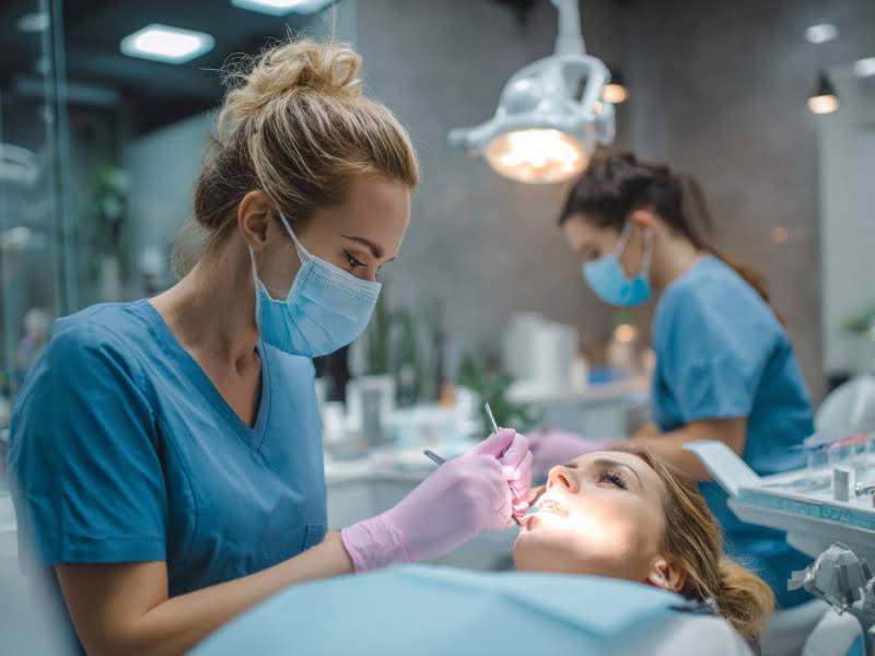 Ультразвуковая чистка зубов AirFlow Электросталь Ультразвуковая чистка зубов AirFlow Электросталь